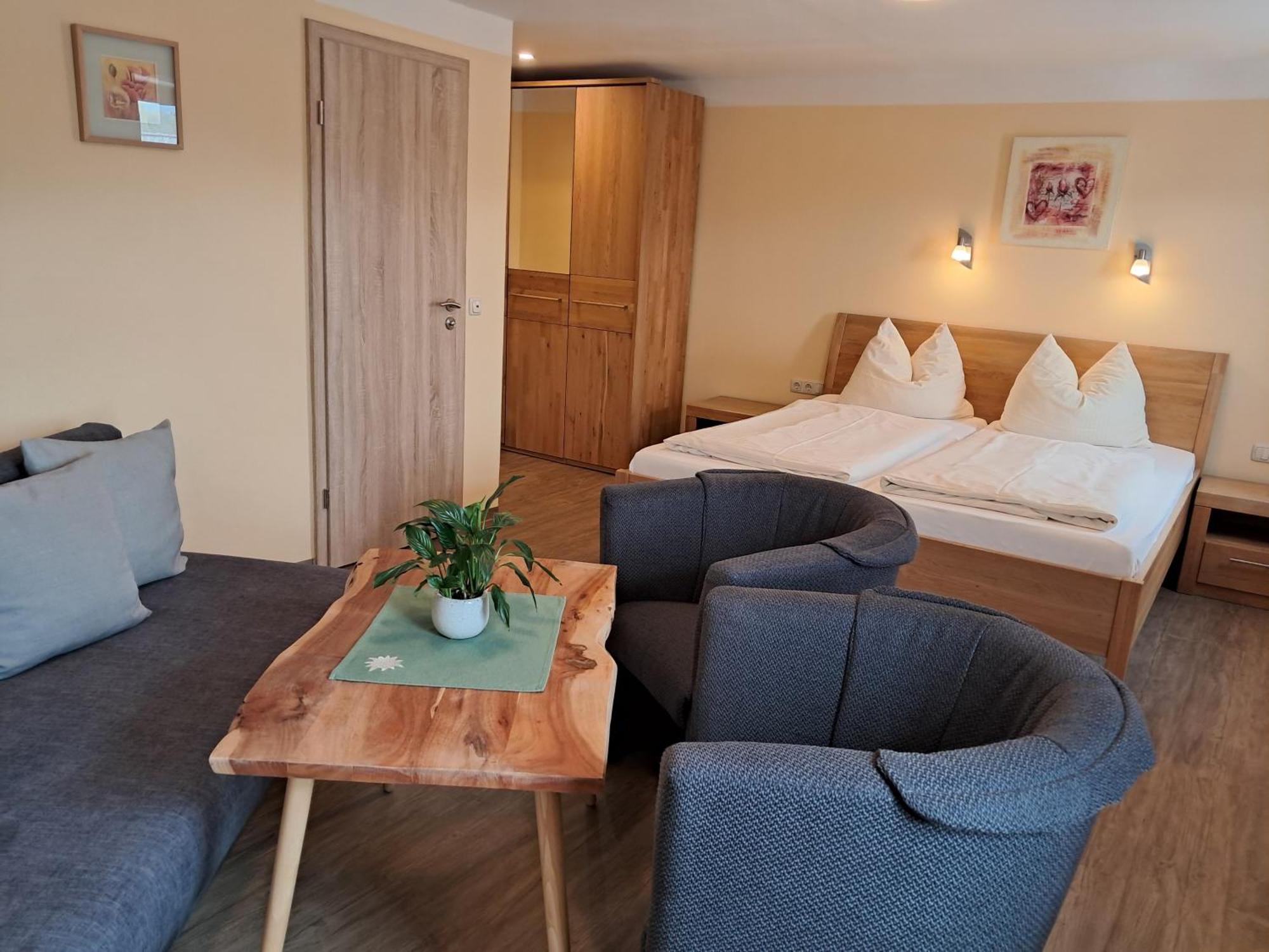 Hotel Garni Edelweiss ซีกส์ดอร์ฟ ภายนอก รูปภาพ