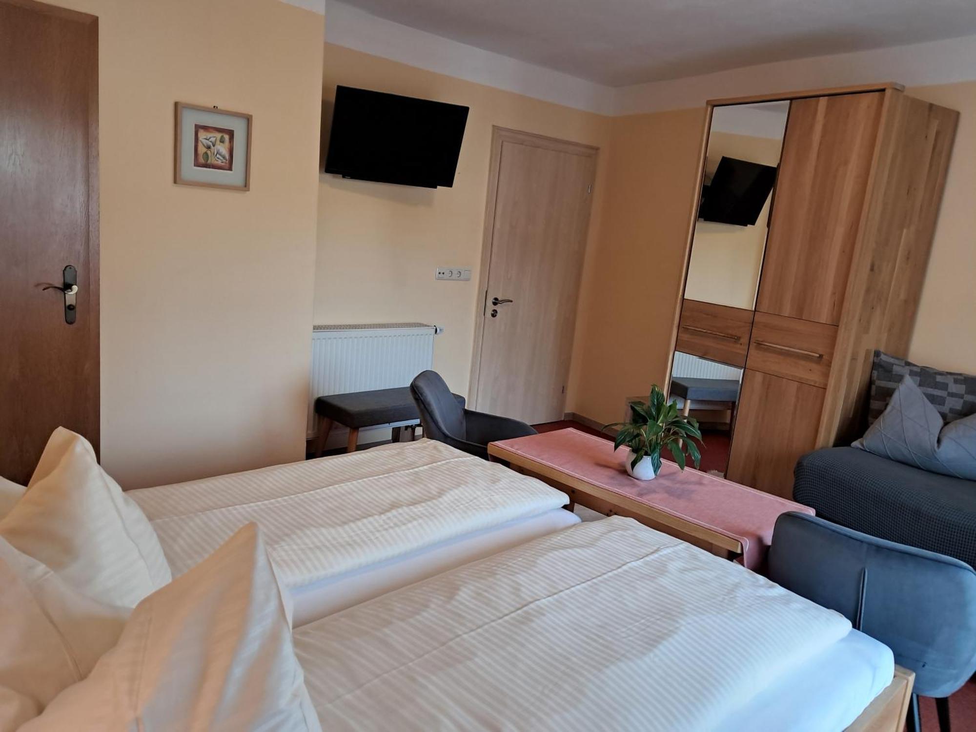 Hotel Garni Edelweiss ซีกส์ดอร์ฟ ภายนอก รูปภาพ